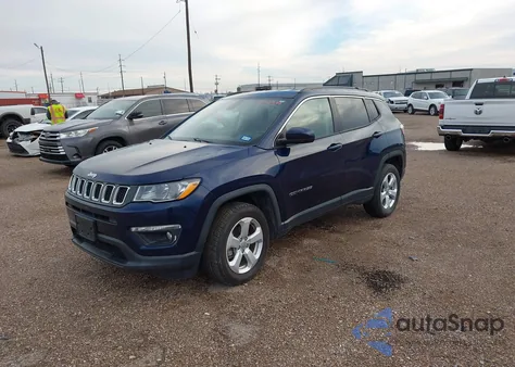 2019 Jeep Compass Latitude 4X4 z USA, uszkodzony, nr VIN 3C4NJDBB7KT596903